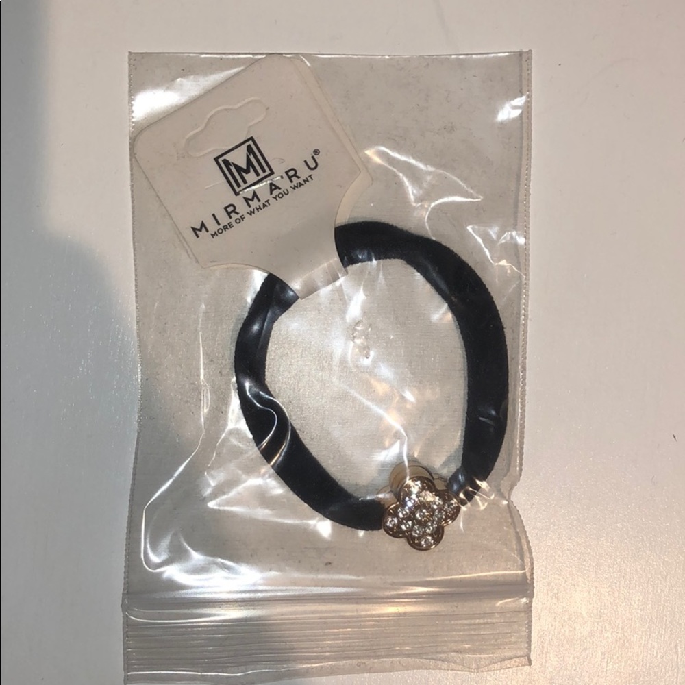 Hair tie or bracelet